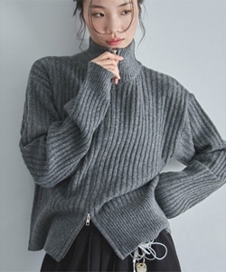 CHARCOAL GRAY