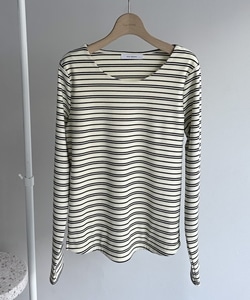 BLACK/IVORY