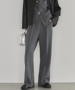 CHARCOAL GRAY