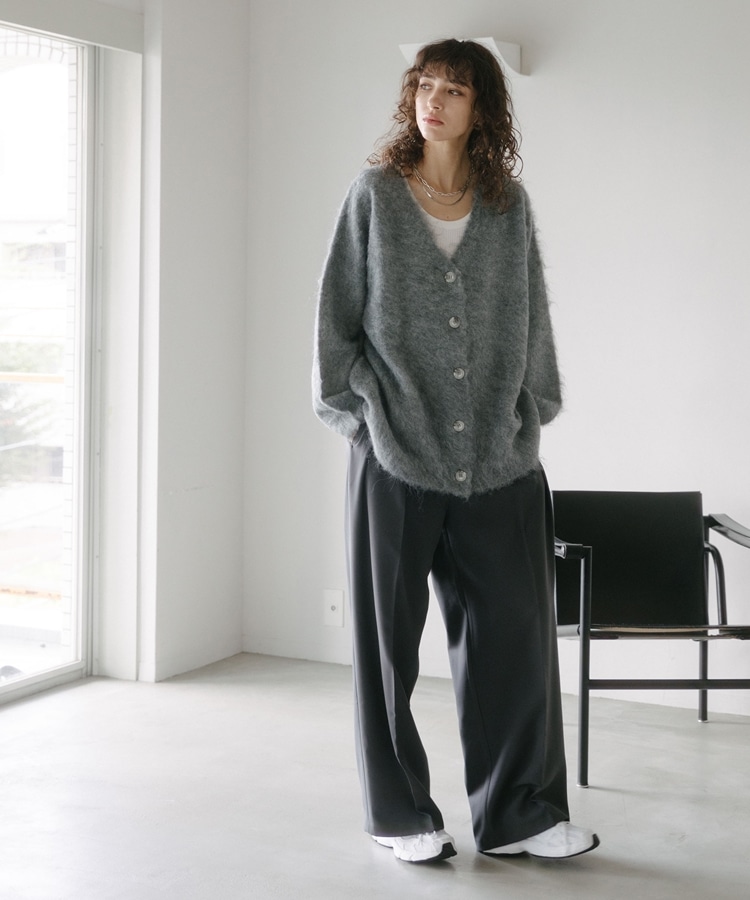 23aw look掲載】ウエスト細見え２タックパンツ(S CHARCOAL GRAY