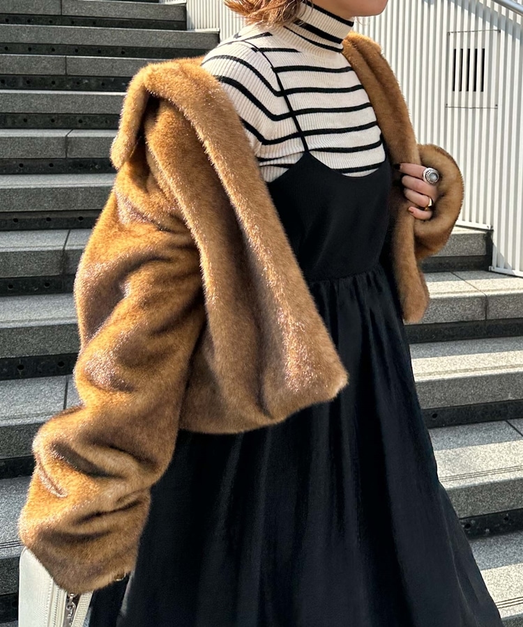 格安SALEスタート！ THE TOE 新品 LIMITED Fur coat ファーコート Ｍ