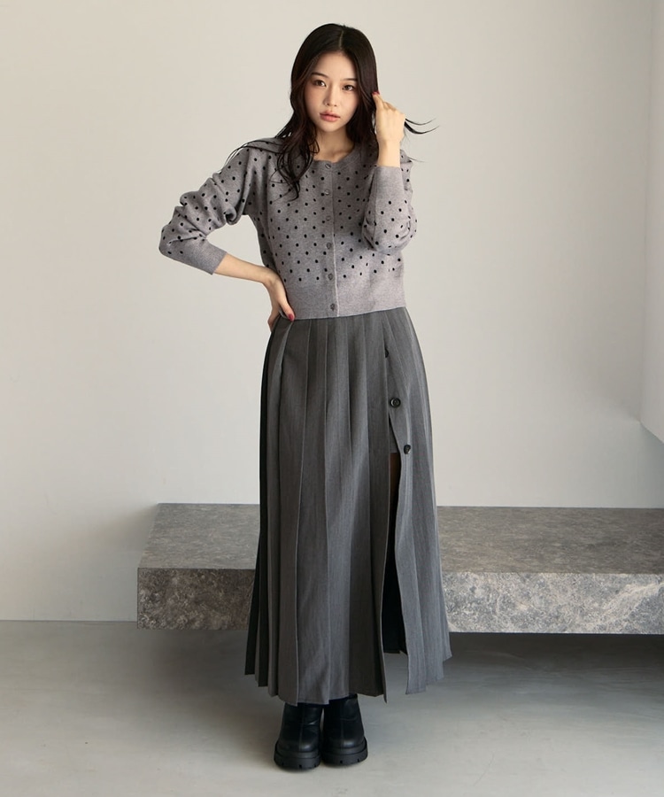 ネイビーとアイボリーのニットカーディガン Colorful Melange 配色ポケットニット