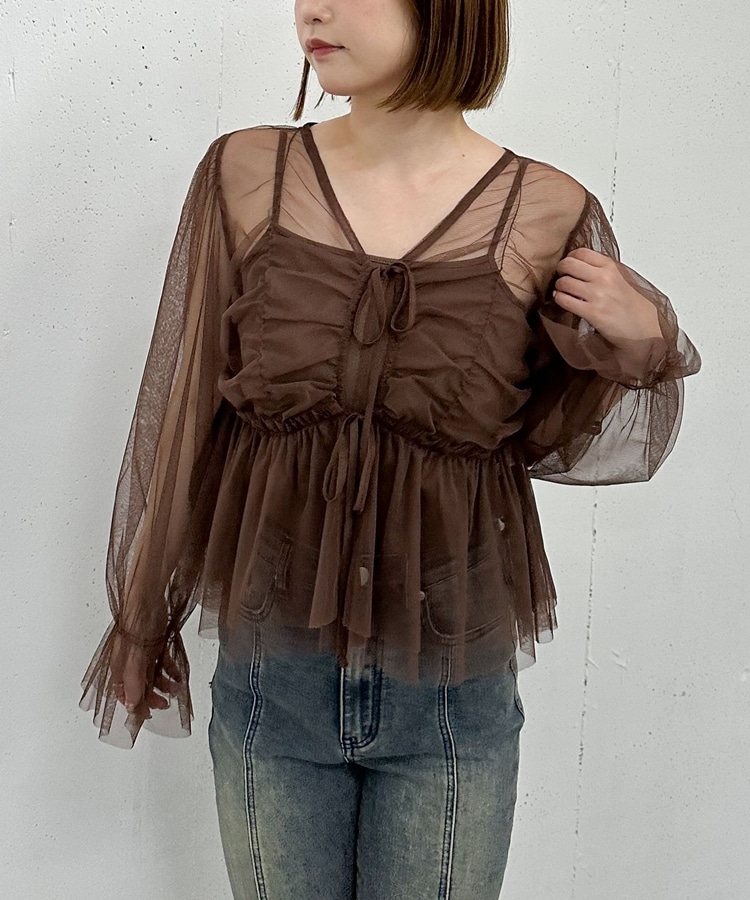 twill ラウンドペプラムボリュームブラウス 2025年最新】TWILL ラウンドペプラムの人気アイテム - メルカリ