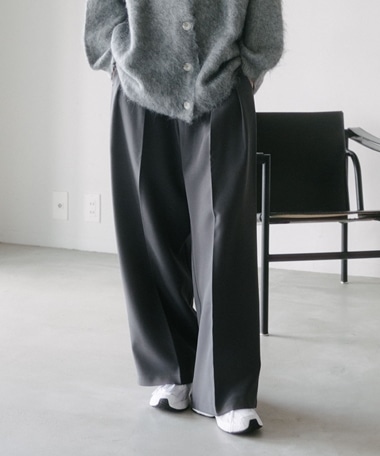 23aw look掲載】ウエスト細見え２タックパンツ(S CHARCOAL GRAY