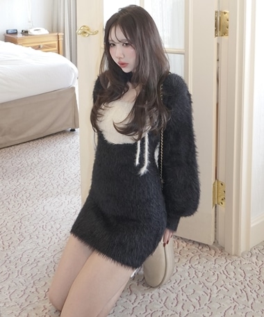 feather front cut onepiece×cable ribbon cami set