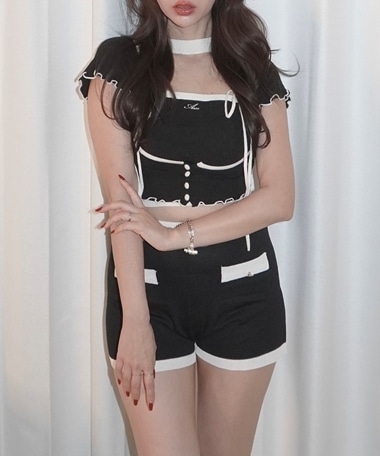 bicolor eyelet ribbon tops