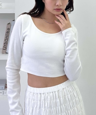 カップ付クロップドテレコＴＯＰＳ／