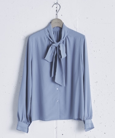 ボウタイブラウス