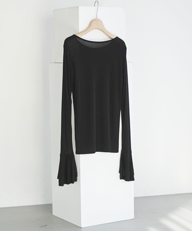 ラッフルスリーブプルオーバー