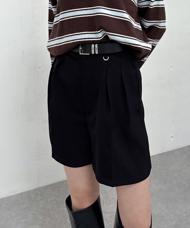 Ｄカン付タックショートパンツ