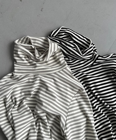 ボーダータートルネックインナー