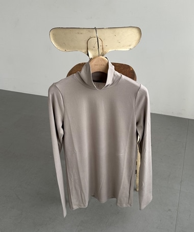 ラグウォームプレミアハイネックカットソー