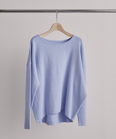 スウェットライクニュアンスニット