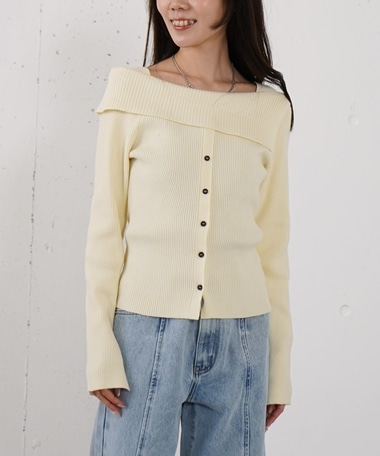 フロントボタンオフショルプルオーバー