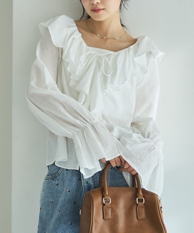ラッフルフリルブラウス