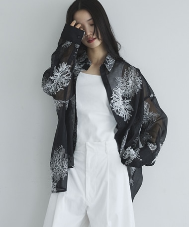 フラワー刺繍オーバーシャツ