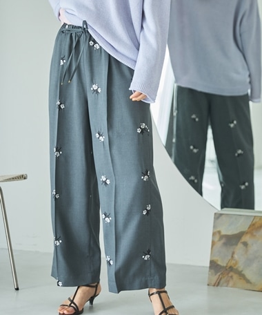花柄刺繍センタープレスパンツ