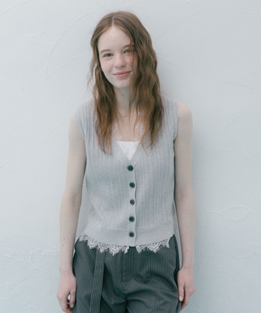レースレイヤードランダムリブニットベスト