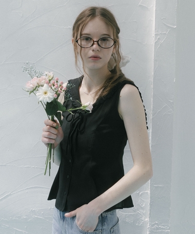 セーラーカラーペプラムノースリＢＬ