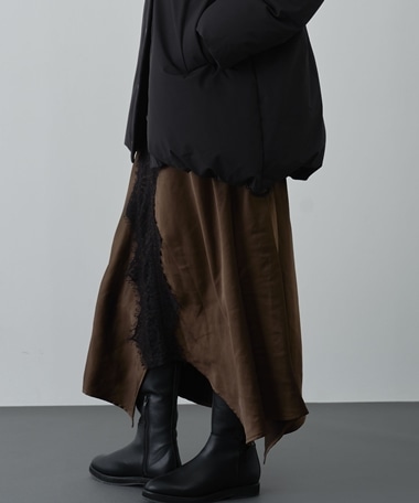 アシンメトリーレースバイアススカート